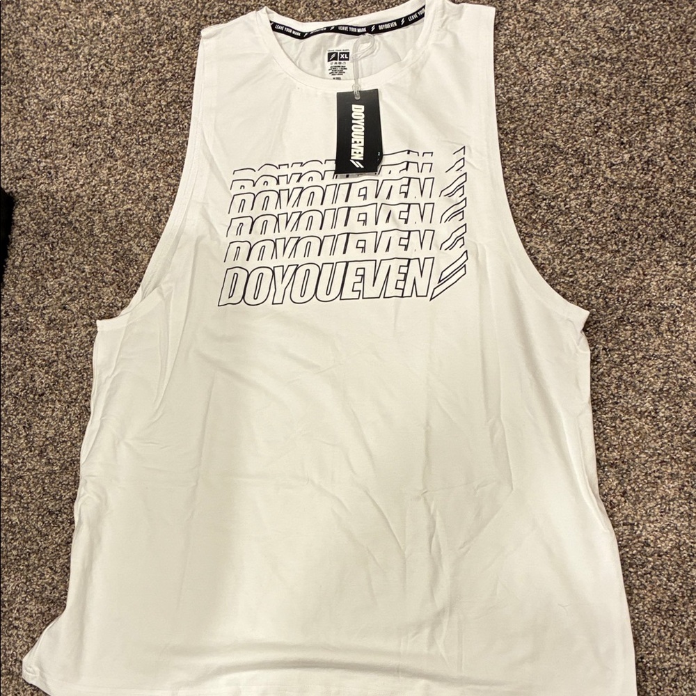 DOYOUEVEN Men's Graphic White Tank Top